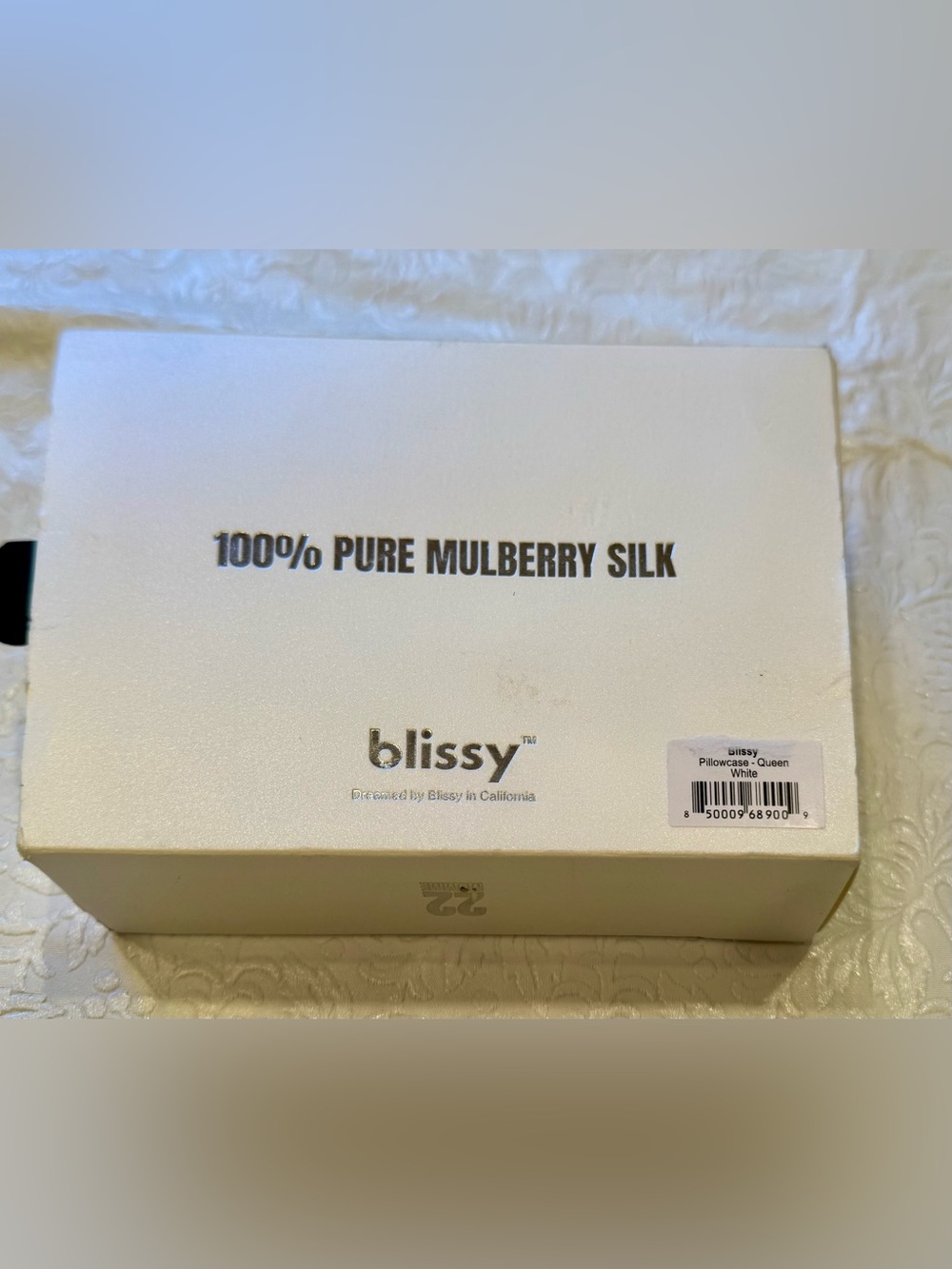 Blissy 100% Pure Mulberry Silk Pillowcase in Queen- White